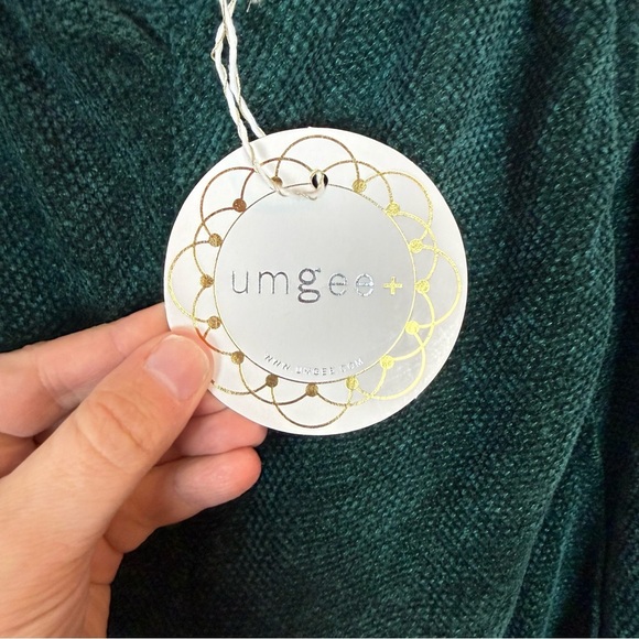 Umgee Forest Green Textured Fabric - Picture 4 of 6